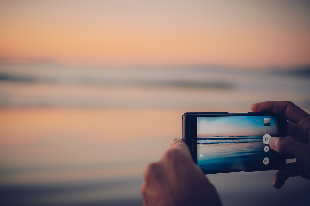 How to Minimize Digital Footprints